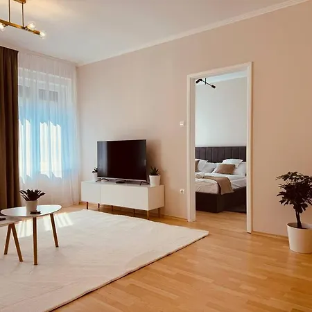 Apartment Europa Apartman